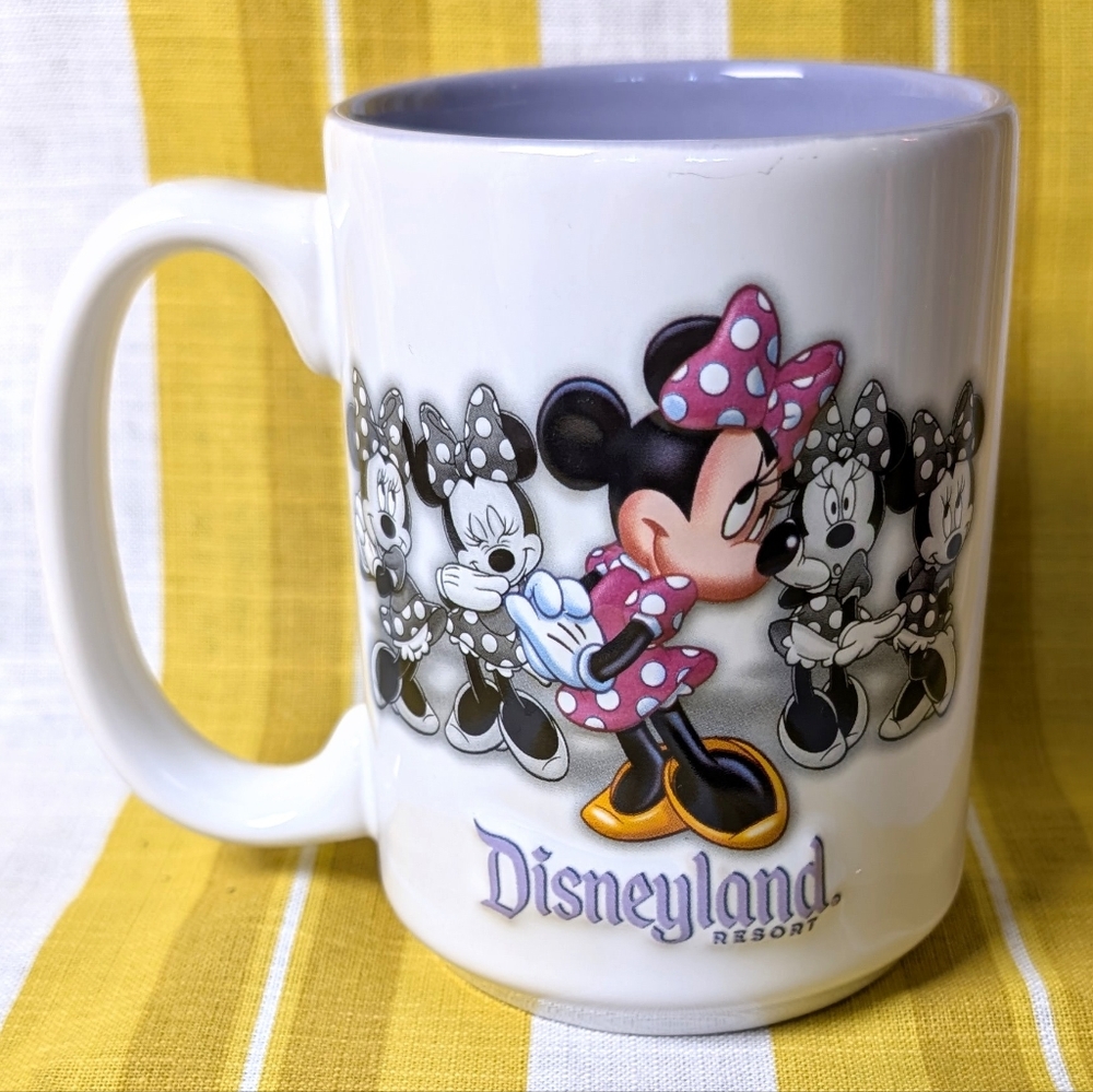 Authentic Large Disney Parks Purple Lavender Minnie Mouse Mug